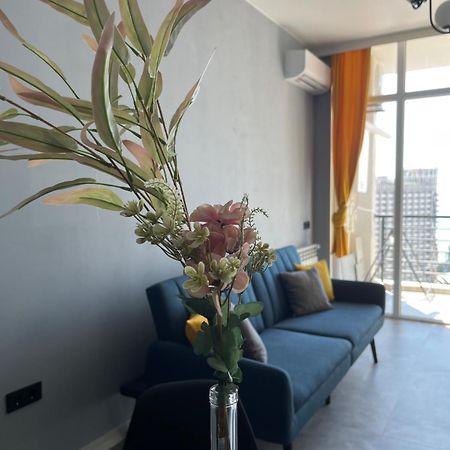 Green House Batumi Apartment Exterior photo
