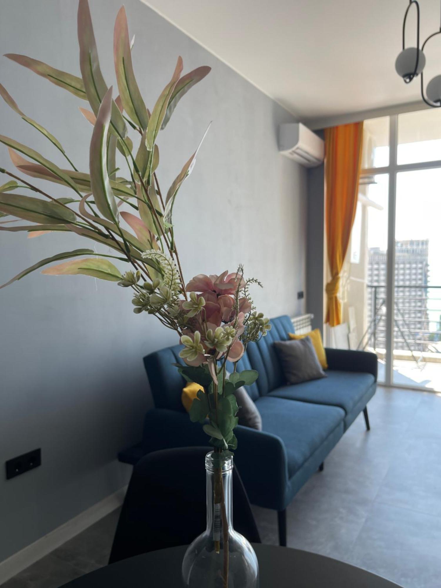 Green House Batumi Apartment Exterior photo