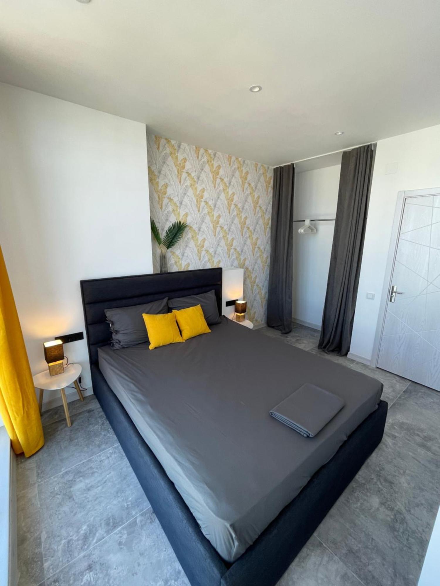 Green House Batumi Apartment Exterior photo